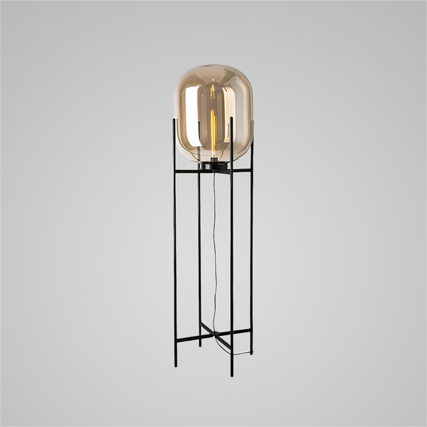 ODA Floor Lamp